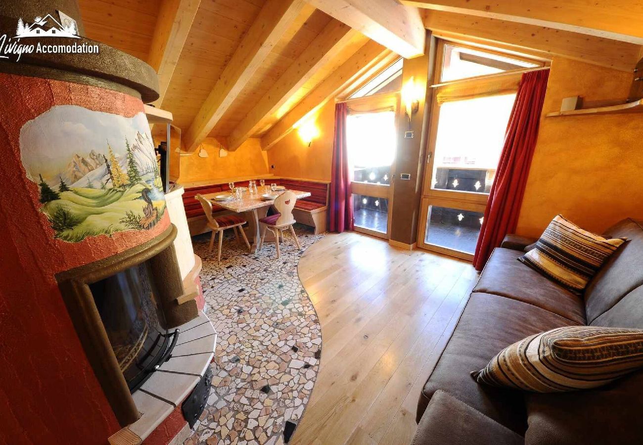 Ferienwohnung in Livigno - Chalet Lucky Attic Exlusive Chalet with fireplace 