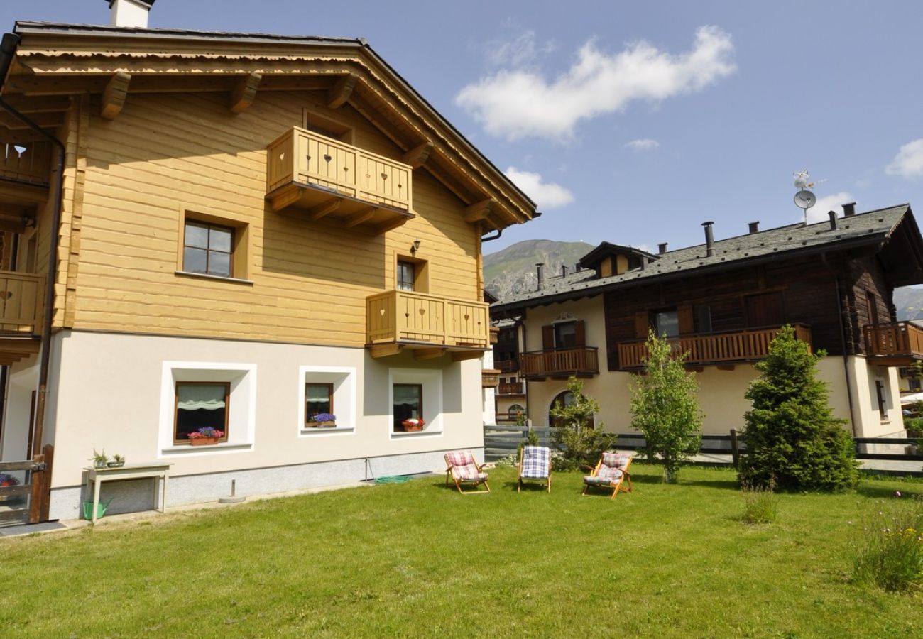 Ferienwohnung in Livigno - Abete Rosso - Trilo Rododendro 