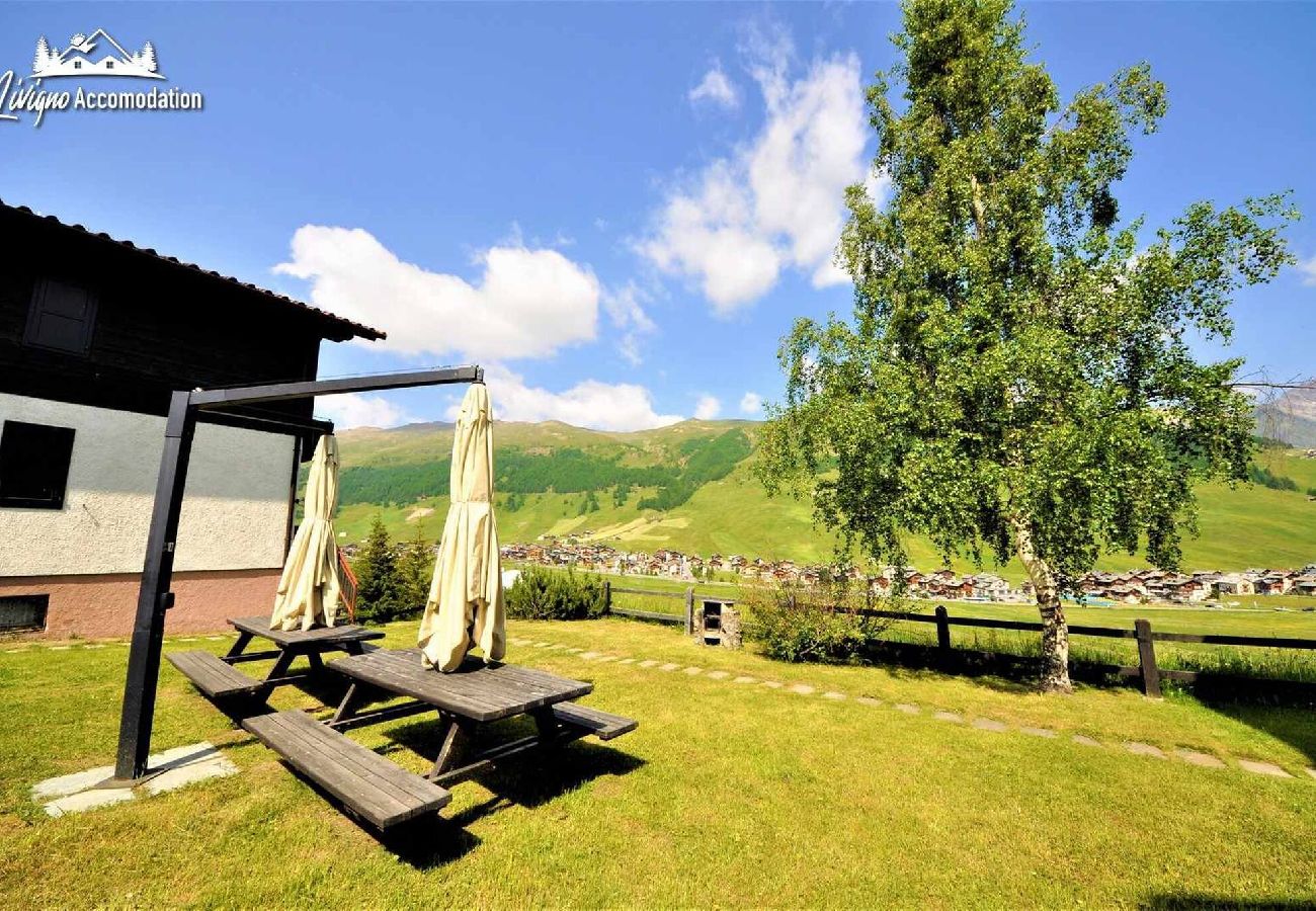 Ferienwohnung in Livigno - Chalet Rododendro Forést