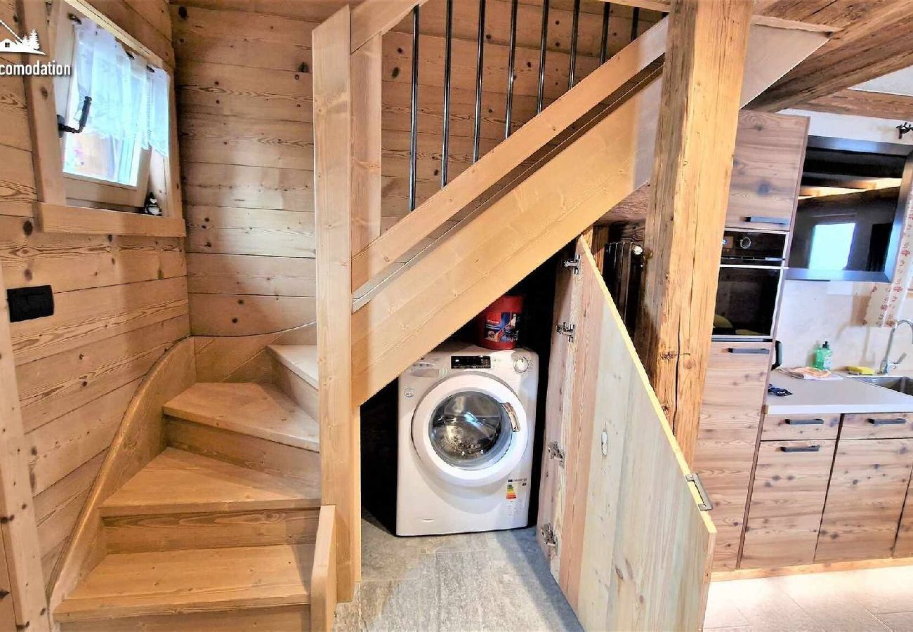 Chalet in Livigno - Mountain Chalet Scoiattolo 