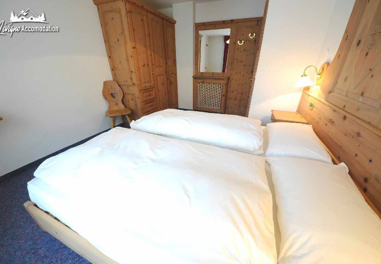 Ferienwohnung in Livigno - Dreizimmerwohnung mit Balkon und Bergblick