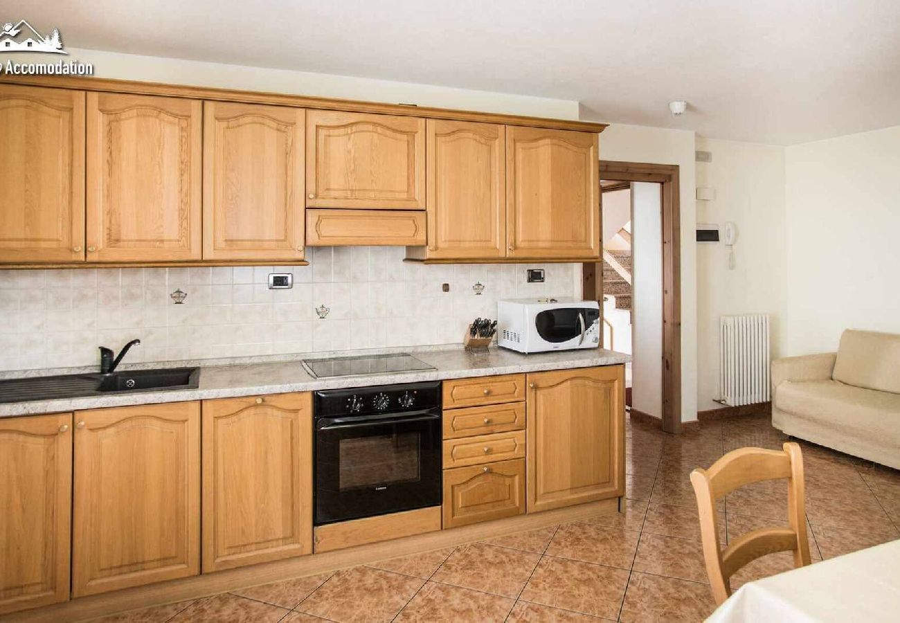 Apartment in Livigno - Three-room apartment with balcony and mountain view