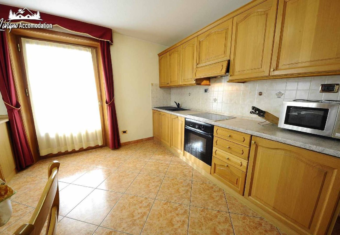 Apartment in Livigno - Three-room apartment with balcony and mountain view