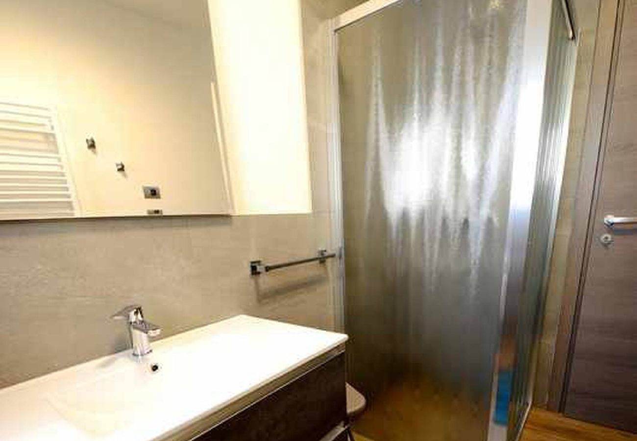 Apartment in Livigno - Chalet Riccio Maya