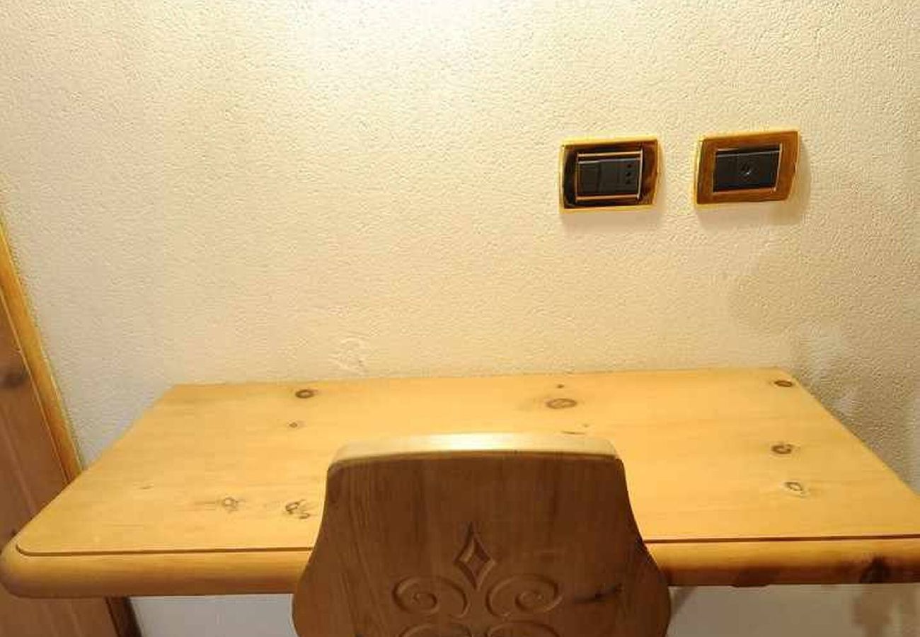 Apartment in Livigno - Three-room apartment with balcony and mountain view