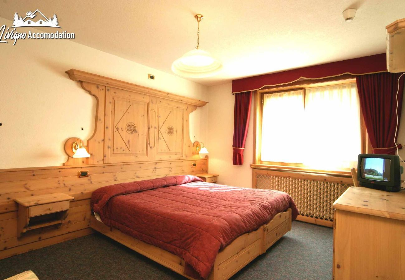 Apartment in Livigno - Three-room apartment with balcony and mountain view