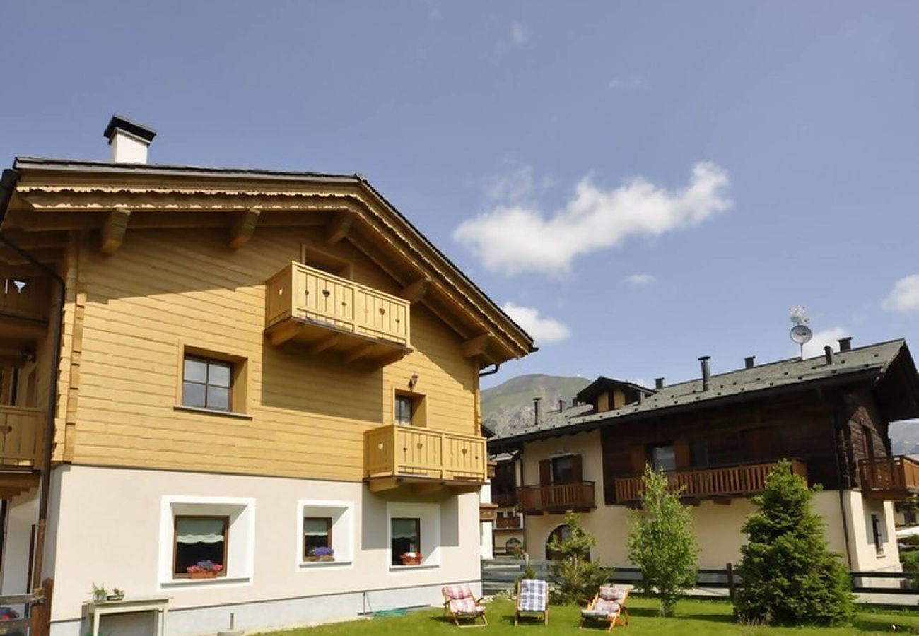 Apartment in Livigno - Abete Rosso - Trilo Genzianella